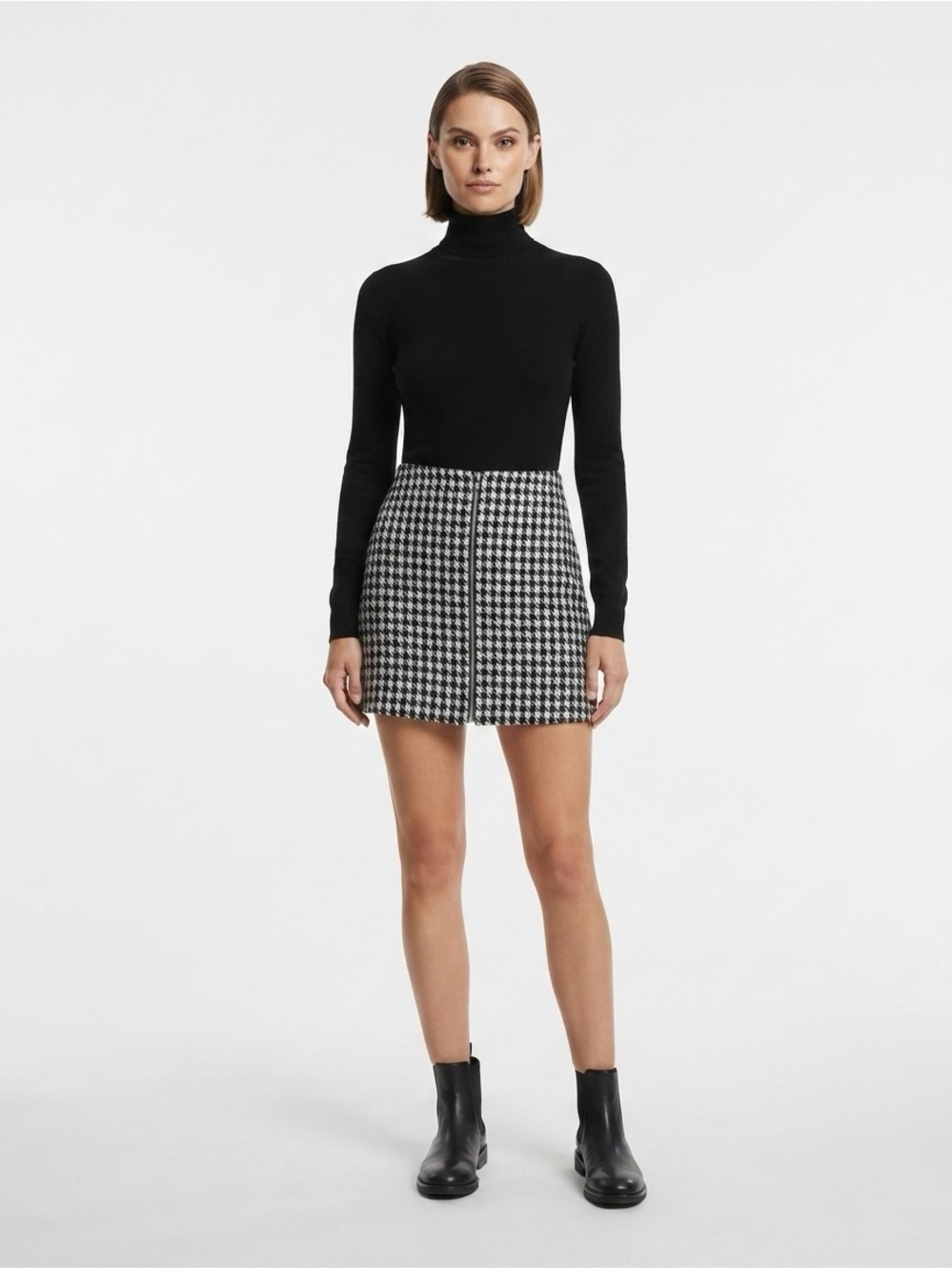 [Express] High Waisted Houndstooth Mini Skirt
